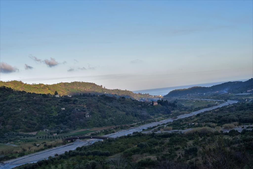 La Casa Di Giulia Apartment Forza d'Agro Ngoại thất bức ảnh