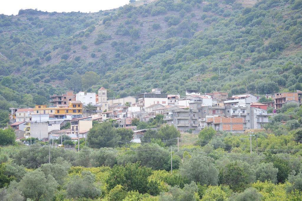La Casa Di Giulia Apartment Forza d'Agro Ngoại thất bức ảnh